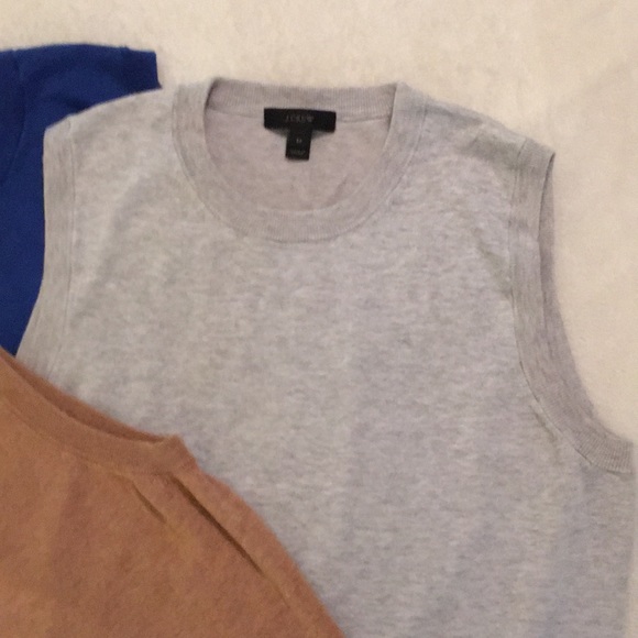 J Crew. Three (3) Sleeveless tops. Size M - Picture 5 of 8